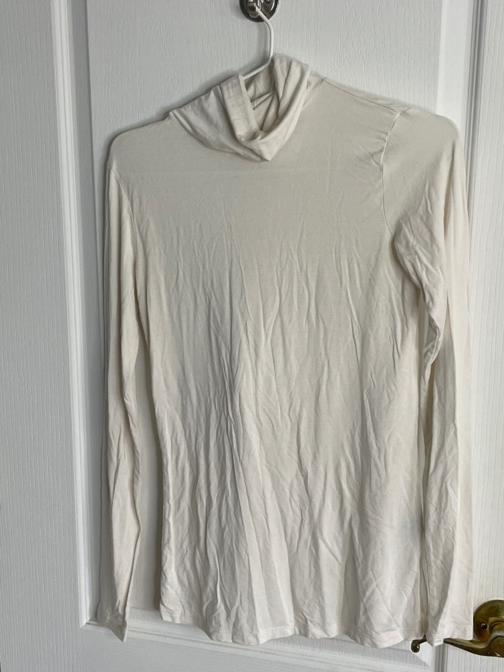 White Turtleneck from Simons (Icone) - Size Small